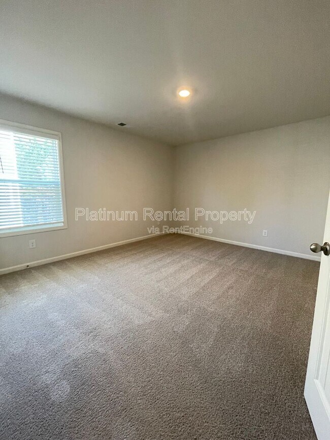 Building Photo - 1616 Chancery Ln