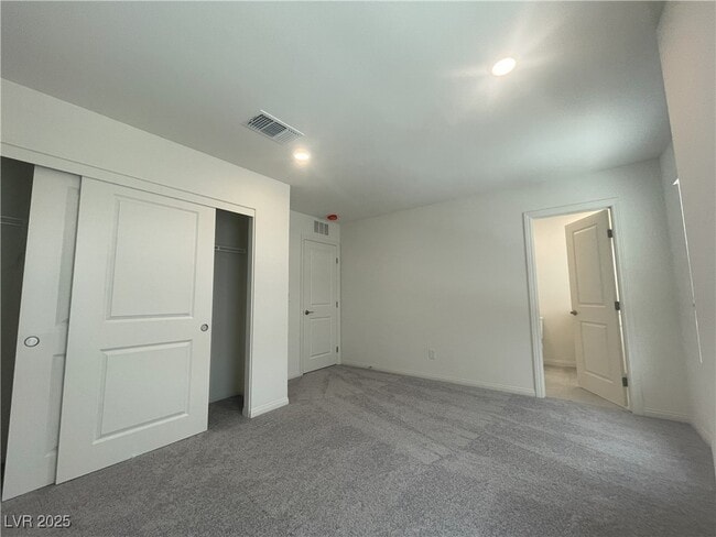 Building Photo - 7376 Daly Grv St