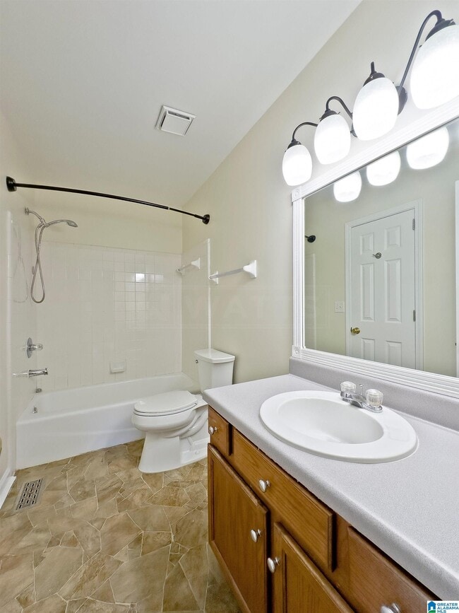 Building Photo - 4776 Cheshire Cir