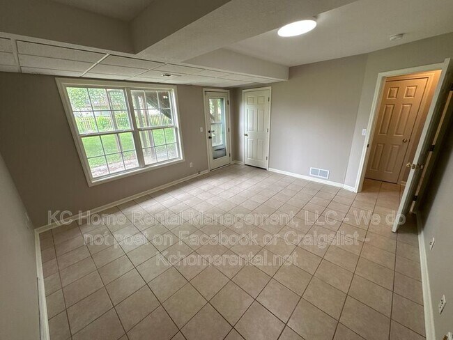 Building Photo - 1224 SE Princeton Dr