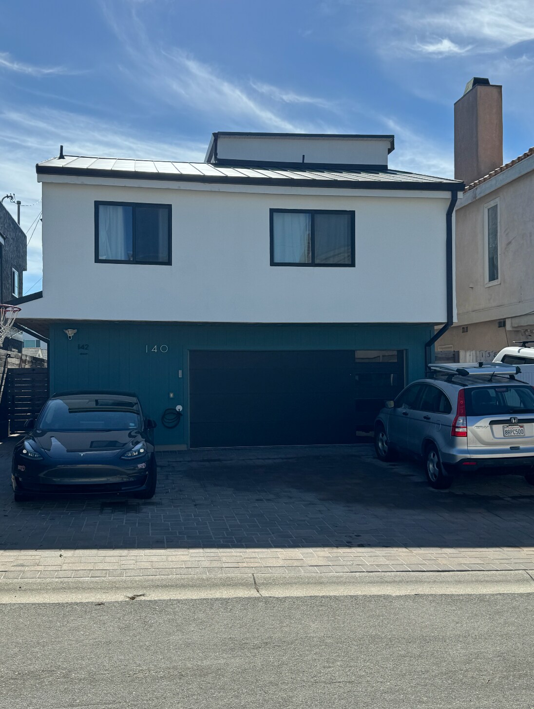 view of main house from street - 140 Hueneme Ave