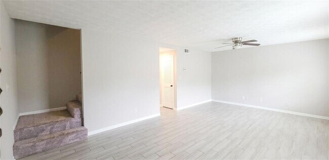 Building Photo - 147 Northdale Pl