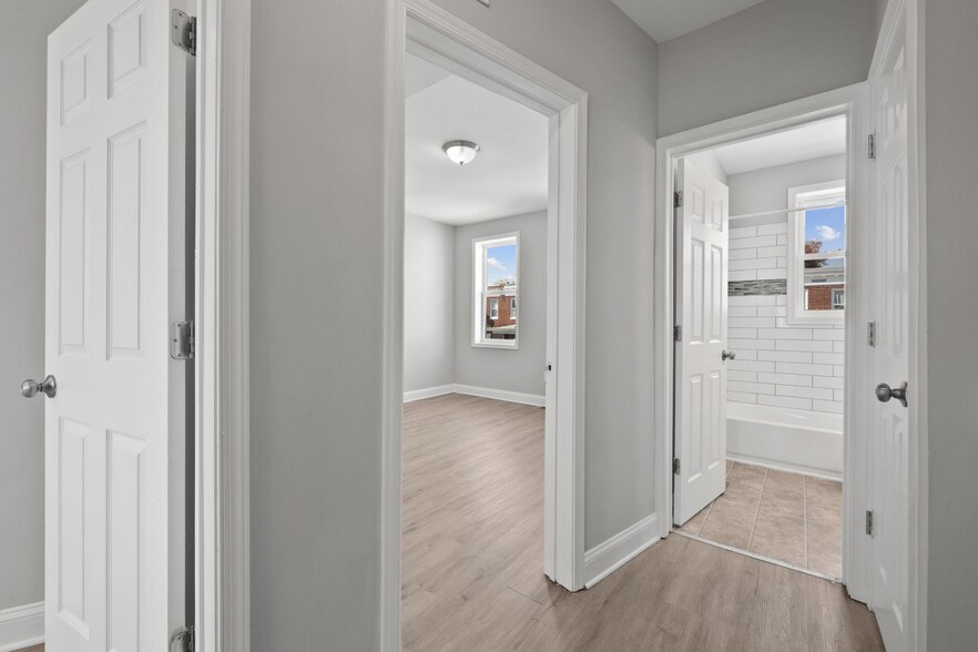 Building Photo - 665 Dumbarton Ave