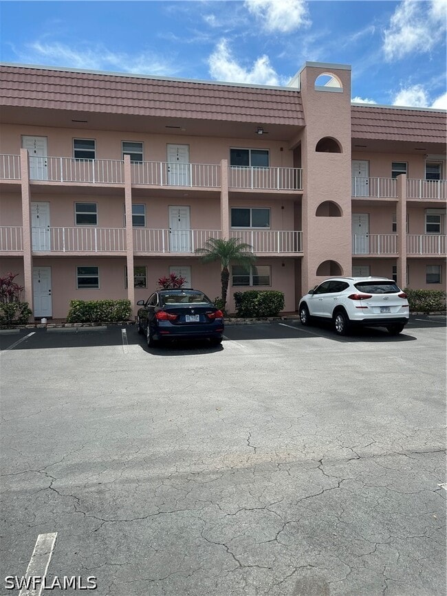 Building Photo - 170 Turtle Lake Ct