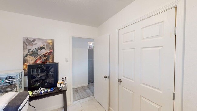 Building Photo - 410 Arapaho Trail