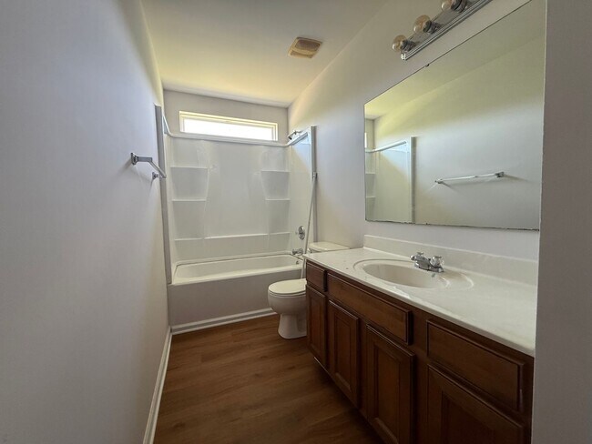 Building Photo - 4BR/2.5 BA Home in Monroe
