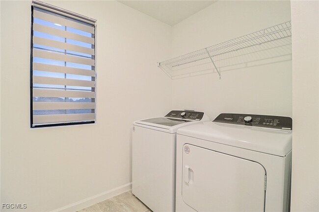 Building Photo - 3744 Passion Vine Dr