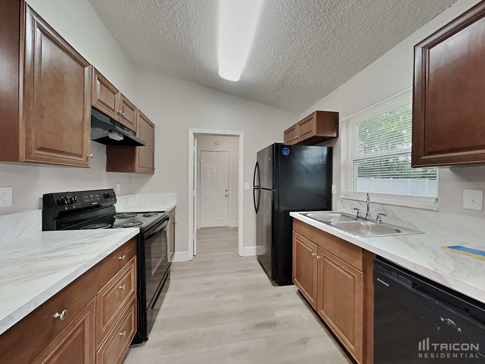 Building Photo - 6623 Freeport Dr