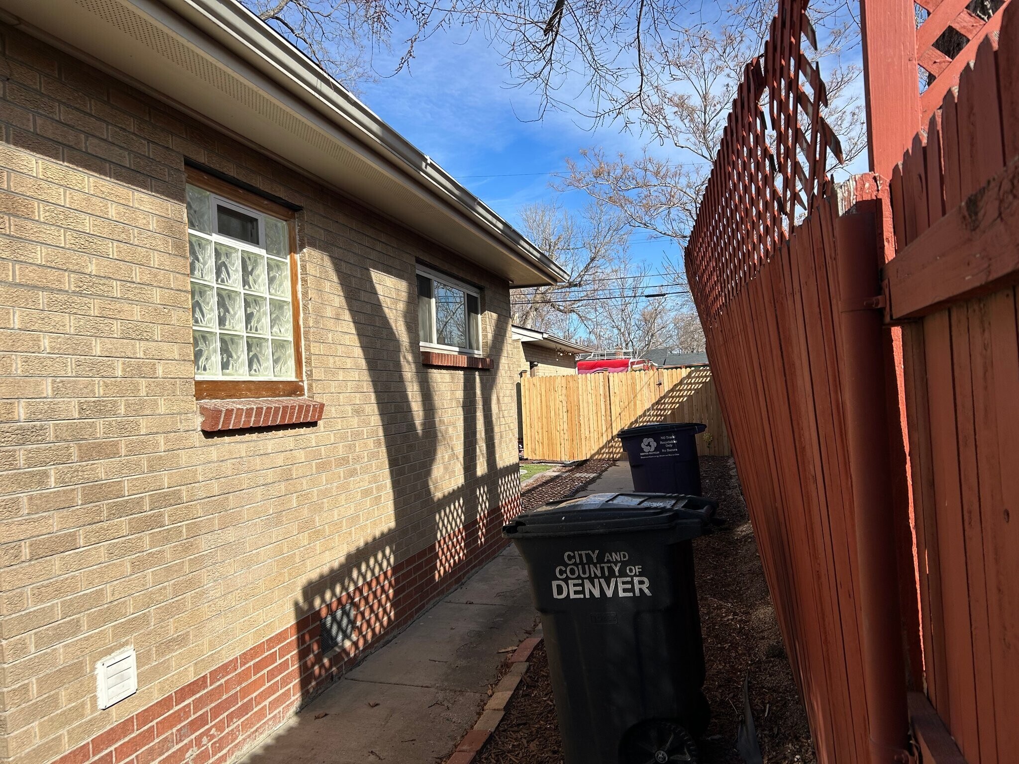 Building Photo - 4926 Hooker St