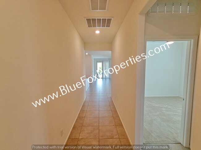 Building Photo - 7860 N Scholes Ave