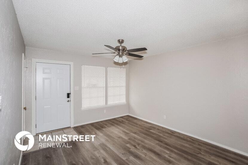 Building Photo - 808 Lotus Ave