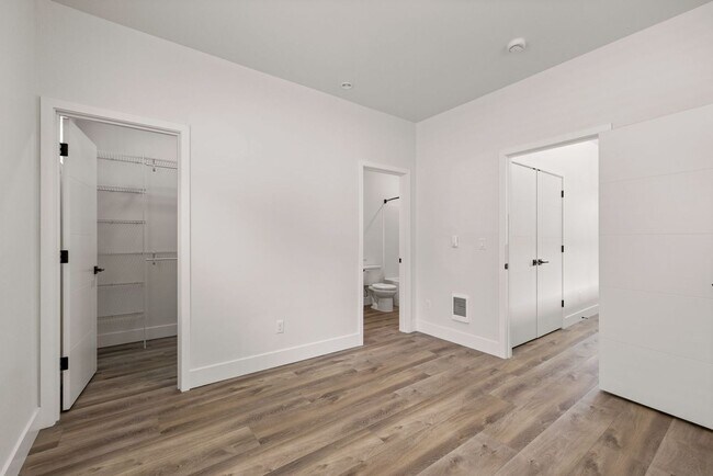 Building Photo - New Construction DownTown Tacoma - Great CityScape Views! One month free rent credit with 12 mont...