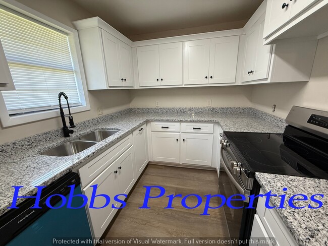 Building Photo - 17650 Brownsferry Rd