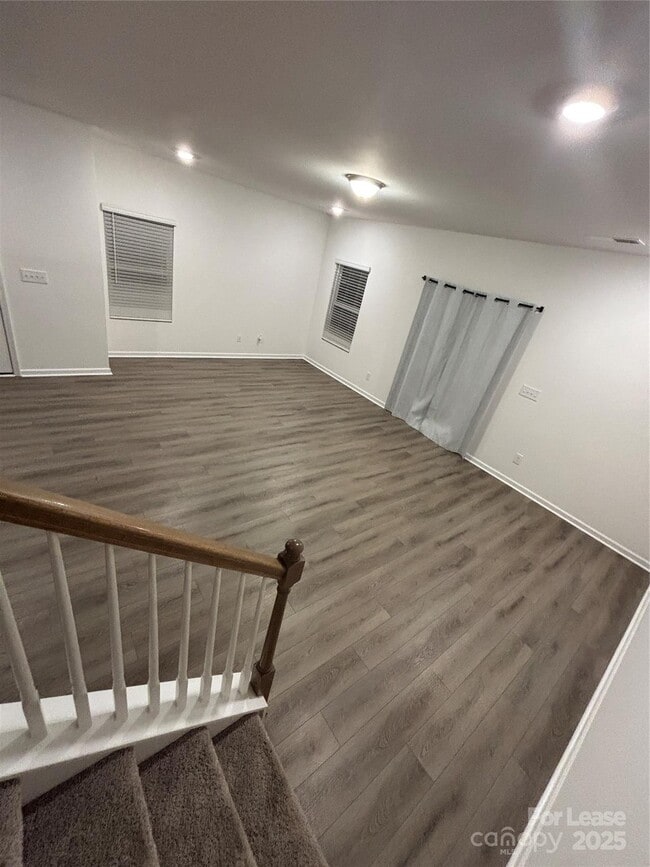Building Photo - 5034 Falstone Dr