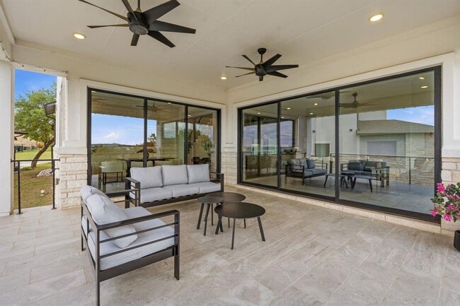 Building Photo - 2414 Sunset Vista Cir