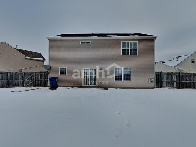 Building Photo - 7674 Pipestone Dr