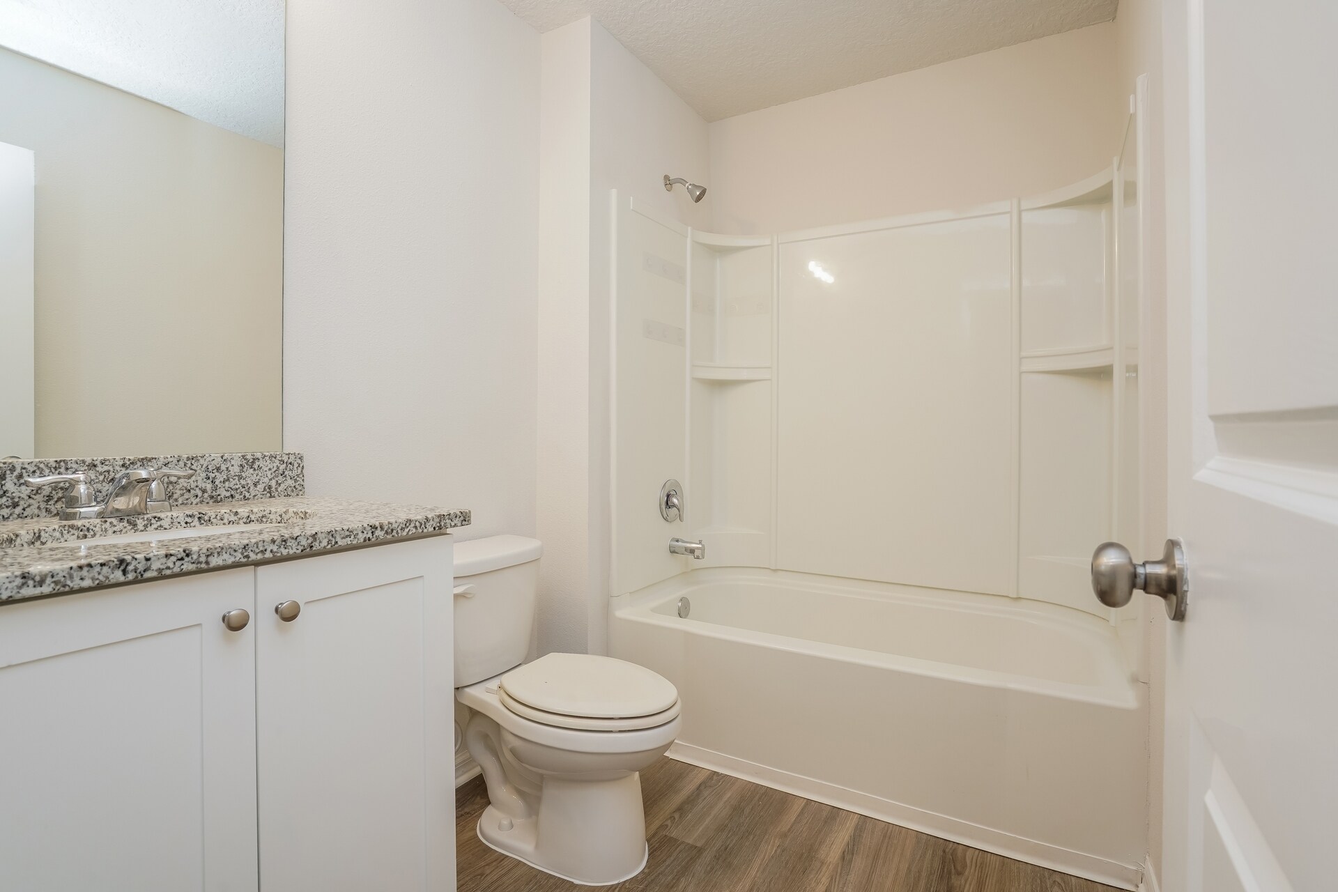 Building Photo - 2660 W Bravura Dr