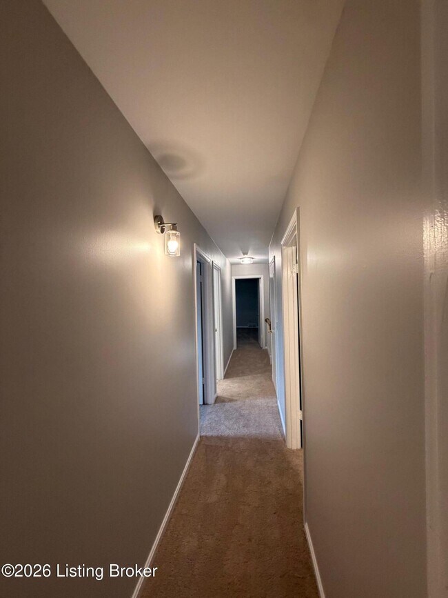 Building Photo - 634 Cherrywood Dr