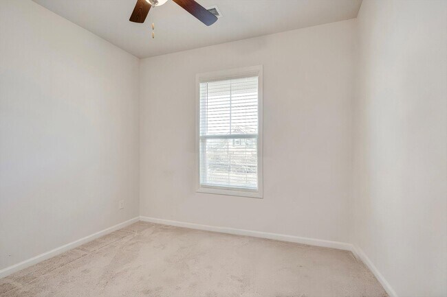 Building Photo - 6170 High Top Ln
