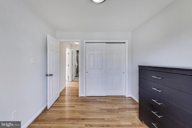 Building Photo - 14316 Woodcrest Dr