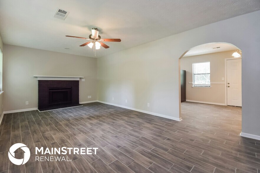 Building Photo - 2223 Rio Grande Ct