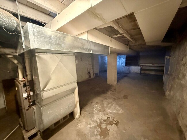 Building Photo - 4 Bed 2 Bath Single Family Home in Antigo