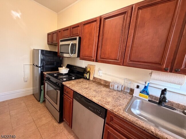 Building Photo - 2 Prospect Ave