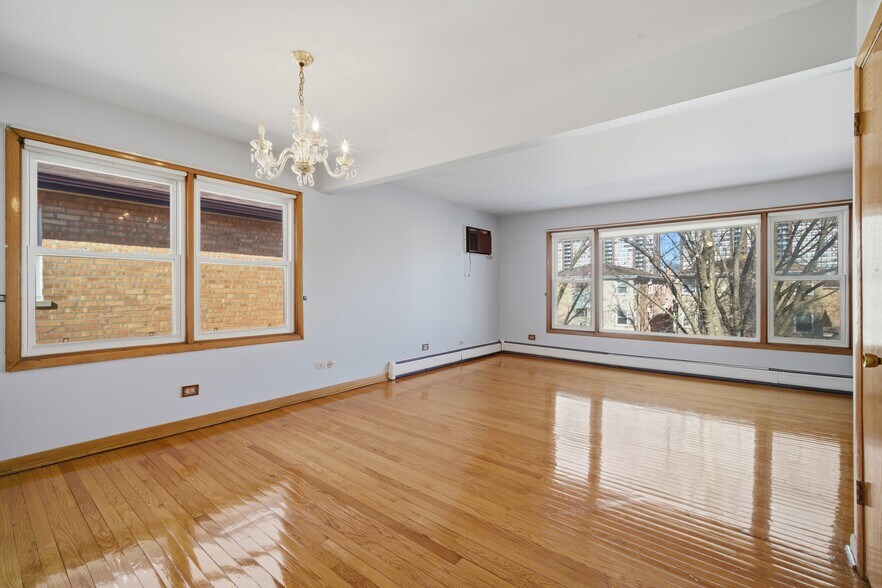 Building Photo - 8645 W Summerdale Ave