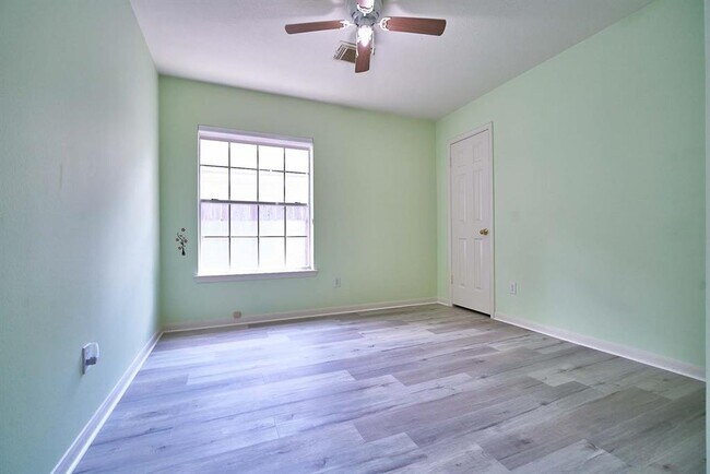 Building Photo - 4503 Oak Valley Dr