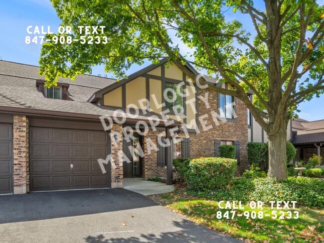 Building Photo - 890 Sheldon Ct