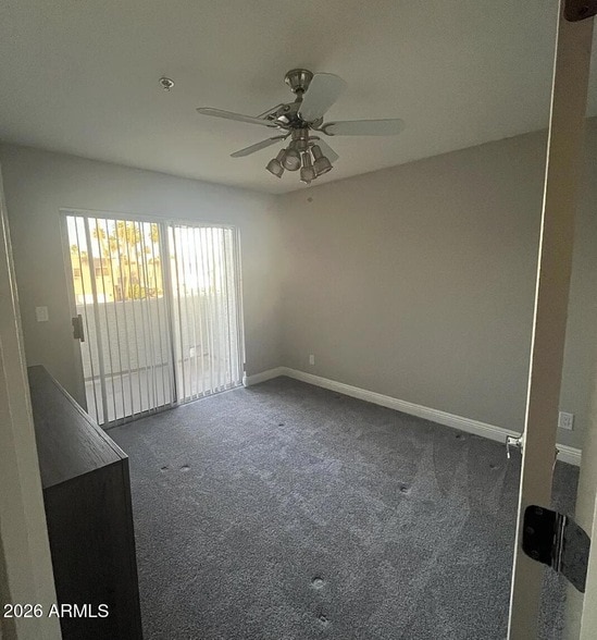Building Photo - 1442 W Coral Reef Dr