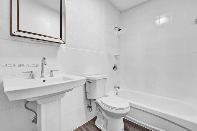 Building Photo - 5753 NW 6th Ave