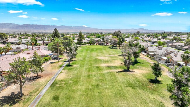 Building Photo - 82630 Redford Way