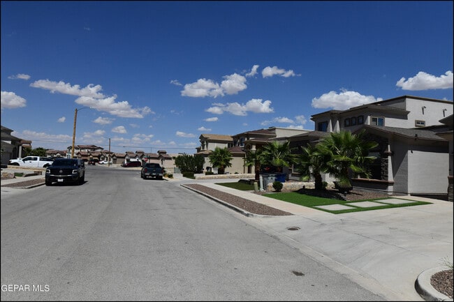 Building Photo - 3136 Red Maple