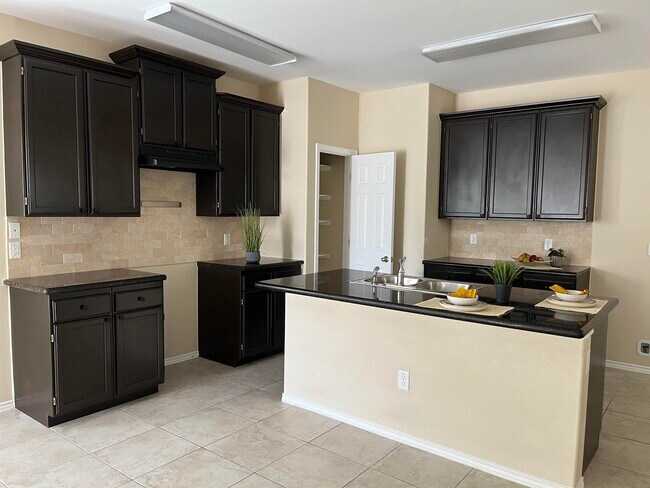 Building Photo - 205 Aquero Blvd