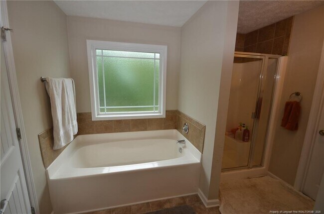 Building Photo - 2426 Market Hill Dr