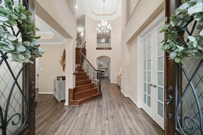 Building Photo - 11 Marino Dr