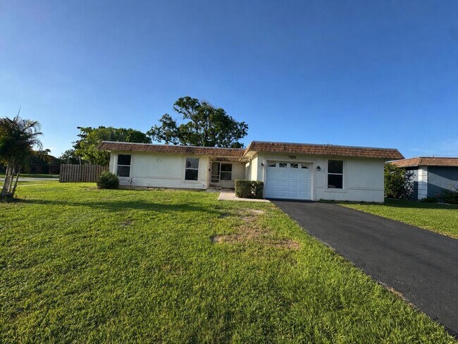 Building Photo - 7816 NW 70th Terrace