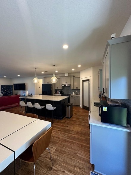 Building Photo - 4819 Whitewood Rd