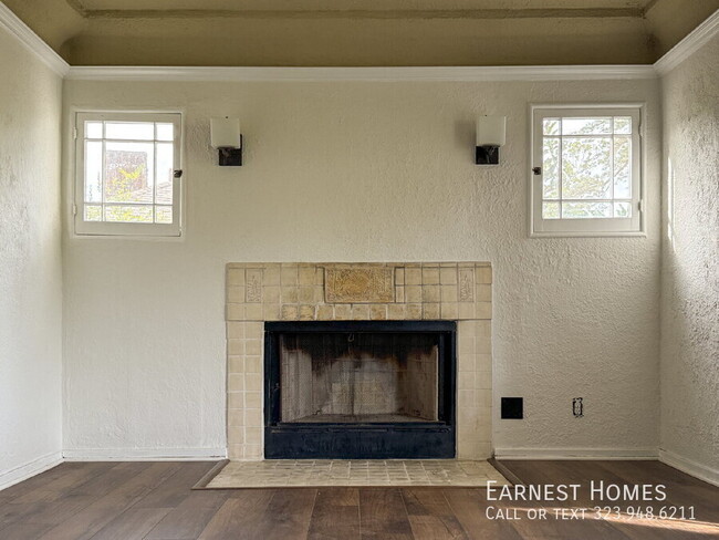 Building Photo - 1401 Dartmouth Dr