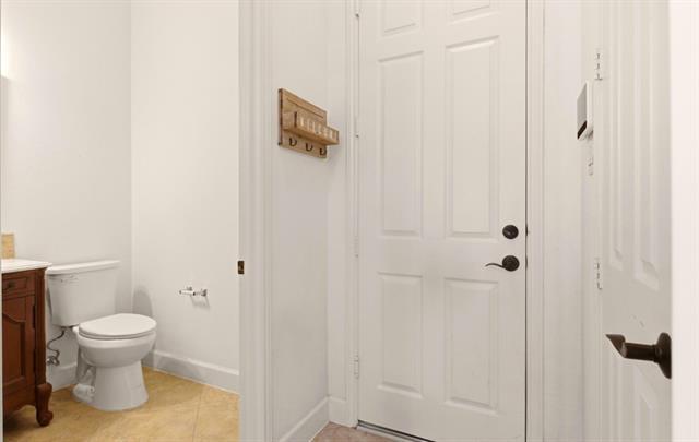 Building Photo - 4525 W University Blvd