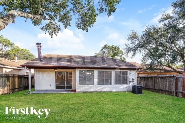 Building Photo - 19419 Cypress Bay Dr