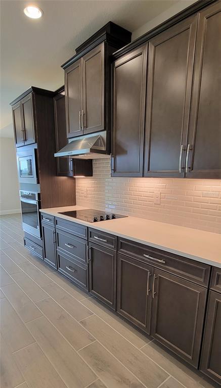 Building Photo - 9753 Lost Creek Dr