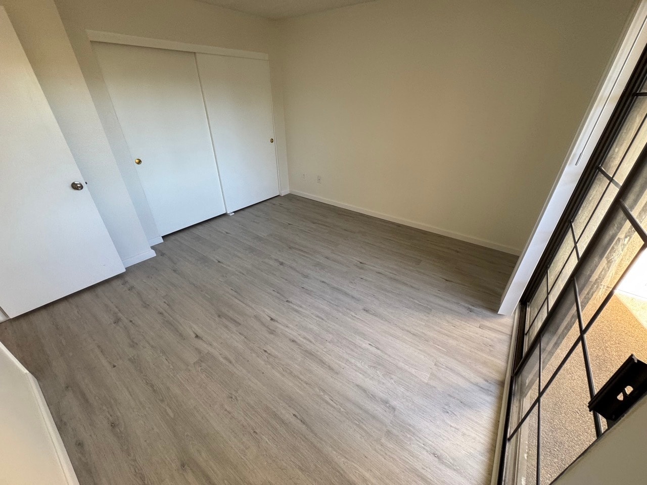 Building Photo - 4633 Vermont Pl