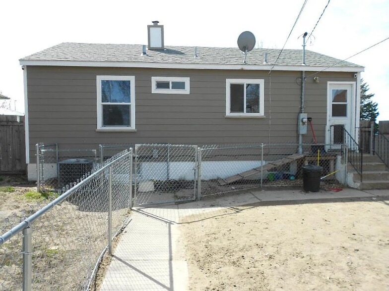 Building Photo - 1905 9th Ave S