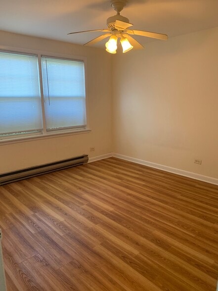 Building Photo - 1500 Central St