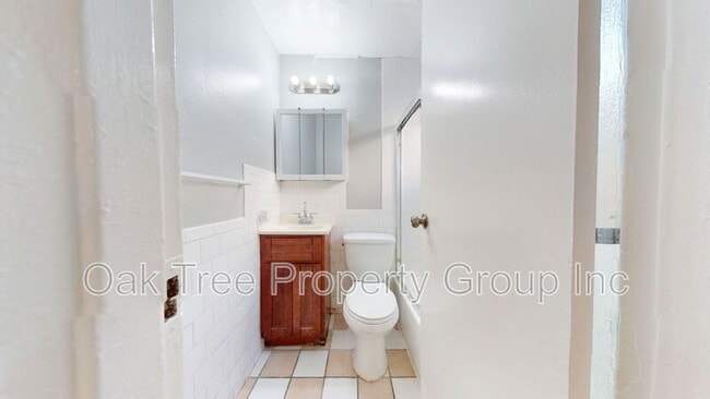 Building Photo - 2232 Seminary Ave