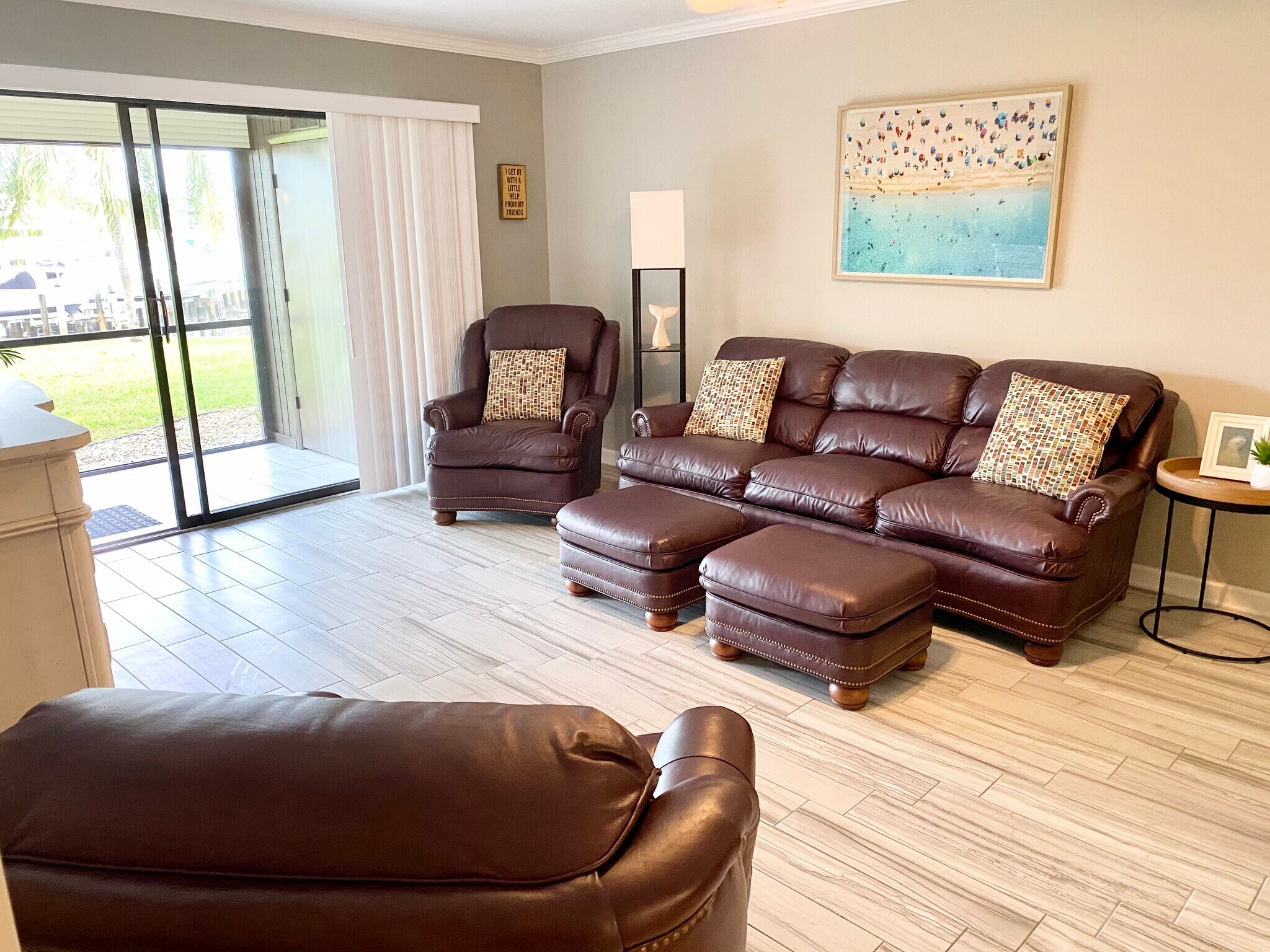 Building Photo - 150 Englewood Isles Pky