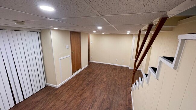 Finished Basement - 2713 S Alder St