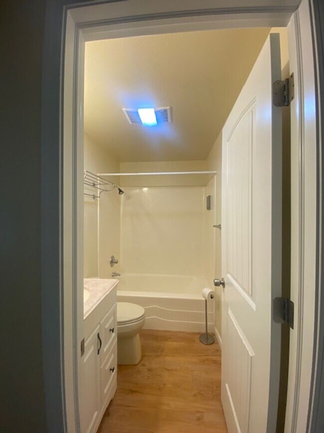 Building Photo - Recently Remodeled Two Bedroom Apartment With Canal Views and Private Balcony!